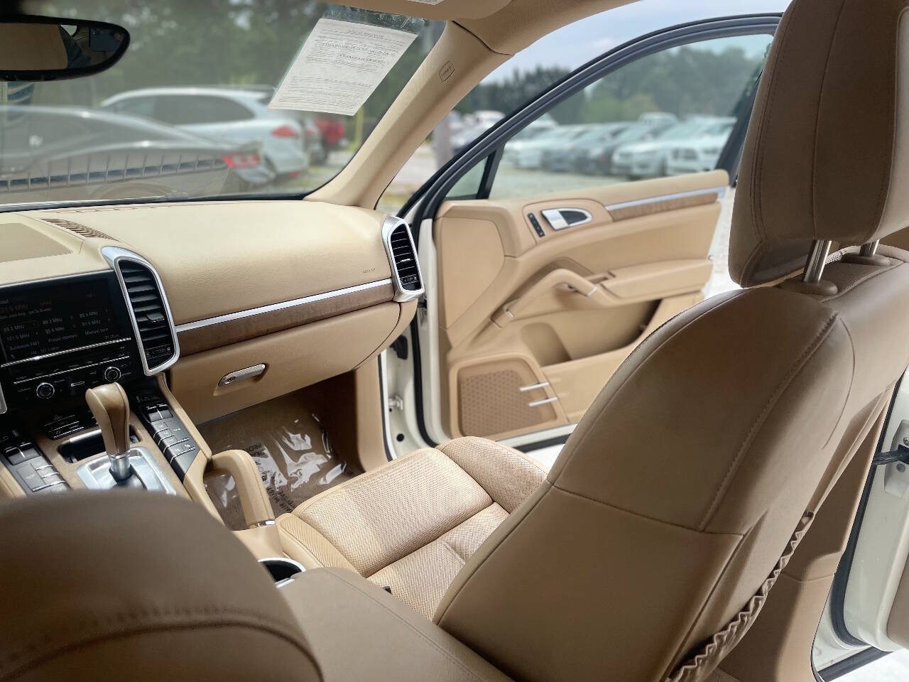 Used 2012 Porsche Cayenne AWD/4WD image 26