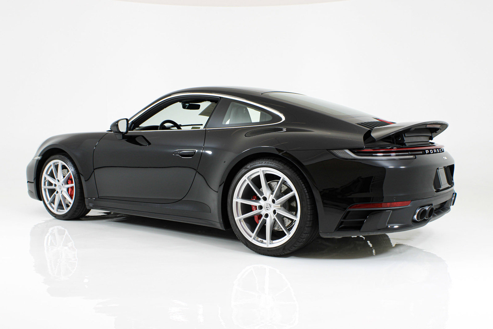 Used 2021 Porsche 911 Carrera S RWD image 5