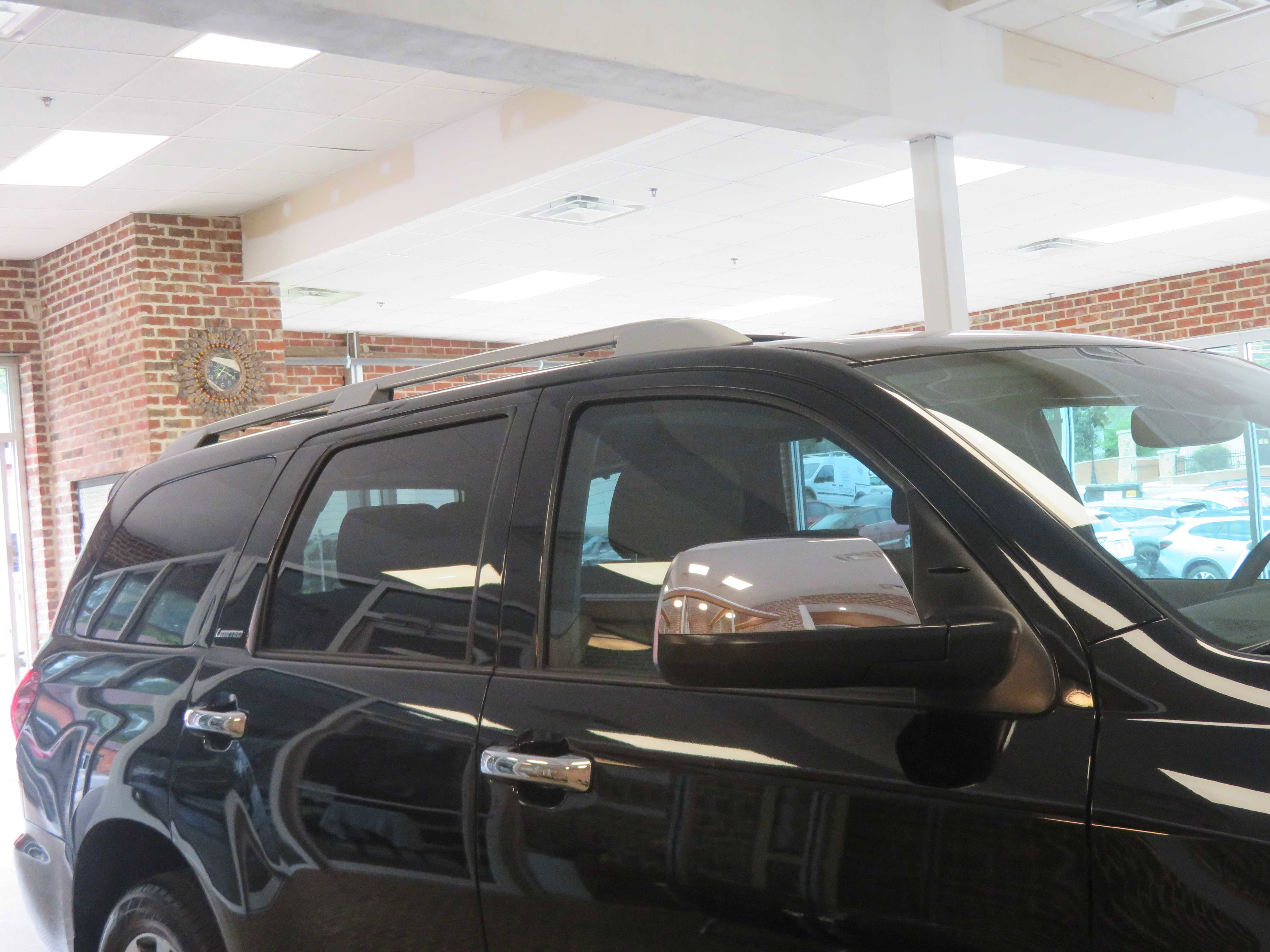 Used 2019 Toyota Sequoia Limited w/ Safety & Convenience Package RWD image 76