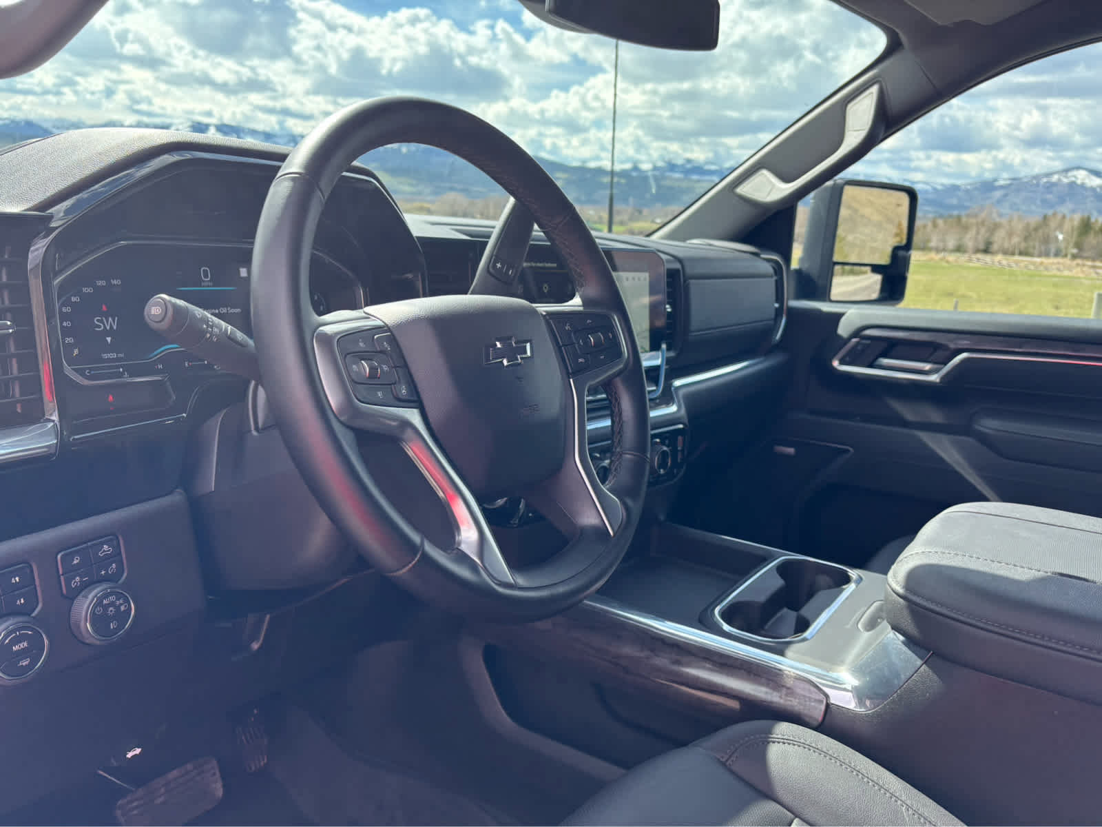 Used 2025 Chevrolet Silverado 3500 LTZ w/ Trail Boss Package image 20