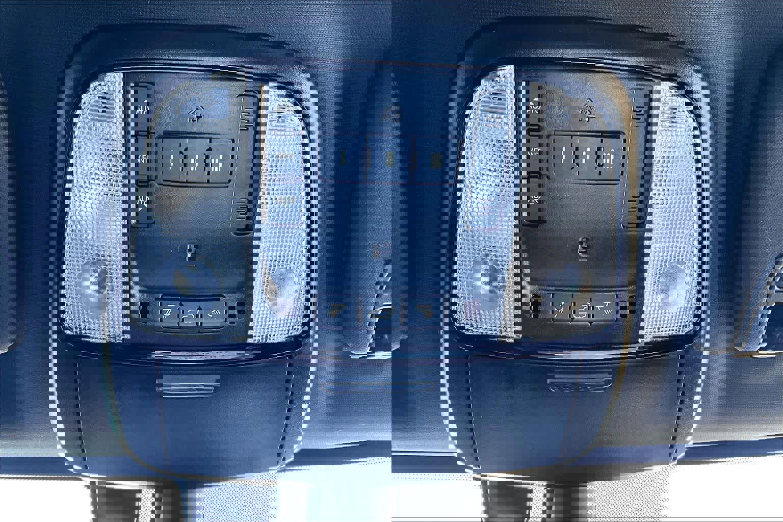 Used 2025 Dodge Durango GT image 33