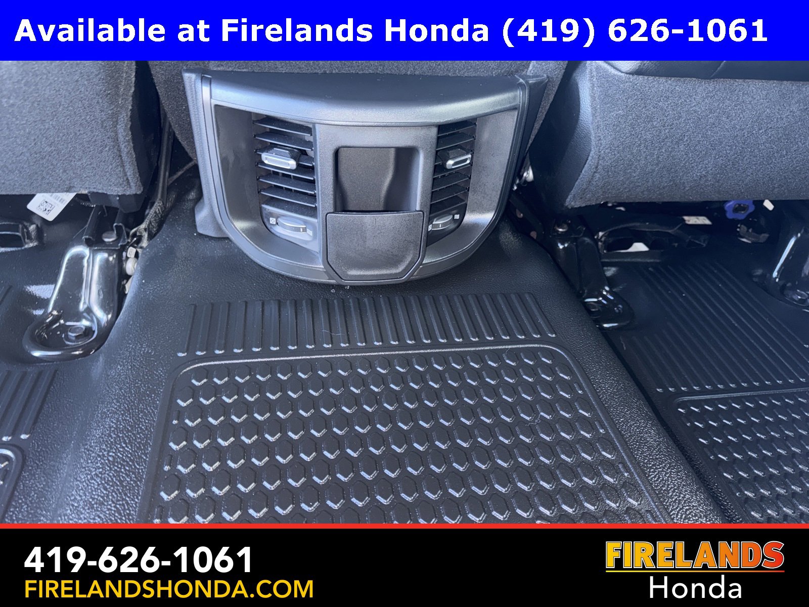 Used 2023 RAM 2500 Tradesman w/ Chrome Appearance Group image 30