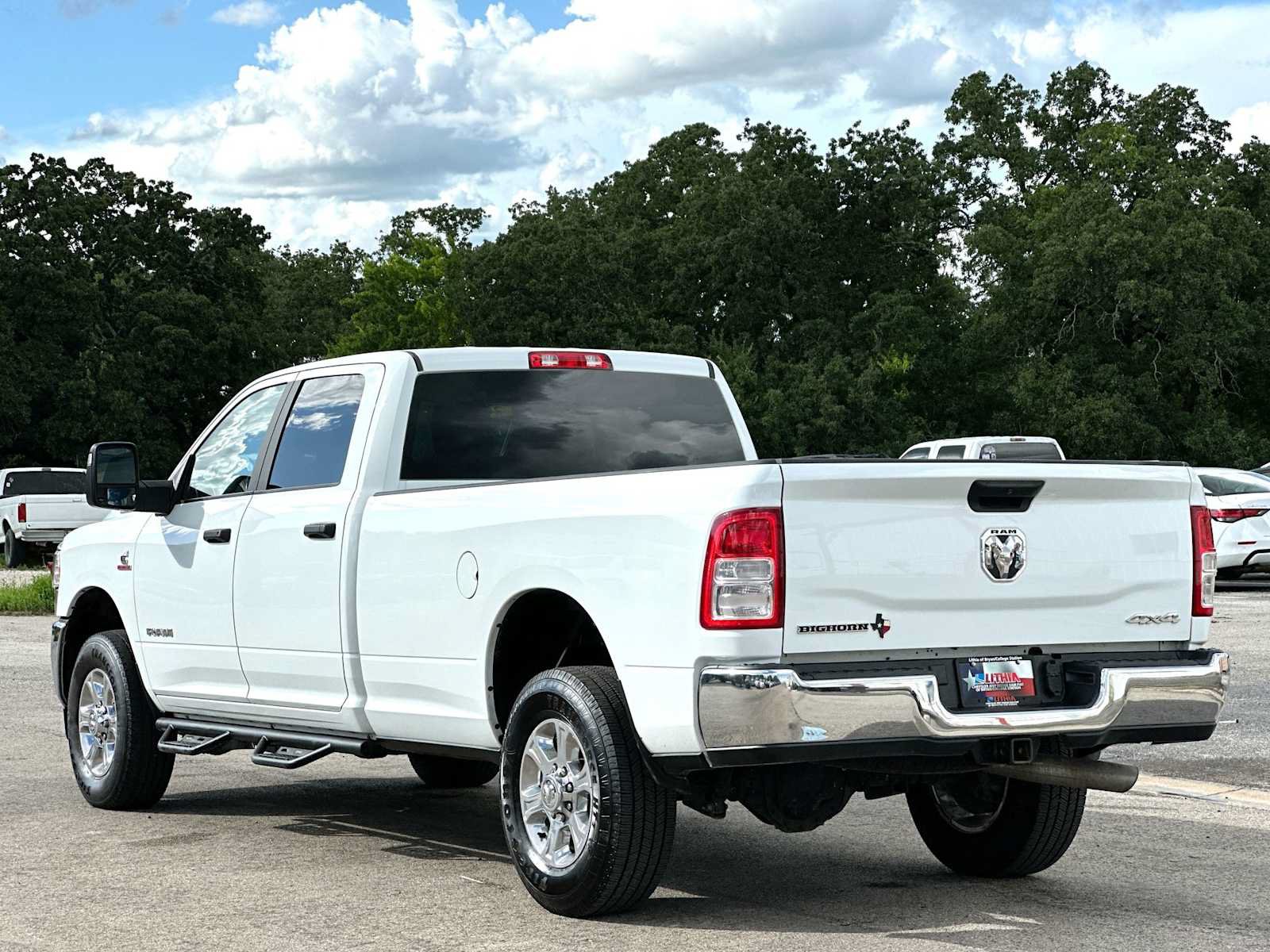Used 2024 RAM 3500 Big Horn AWD/4WD image 13