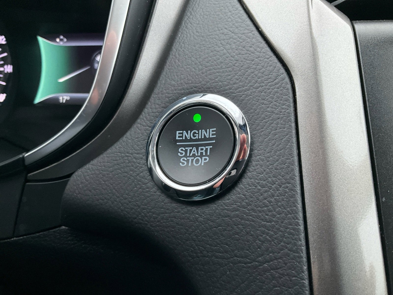 Used 2019 Ford Fusion SE image 22