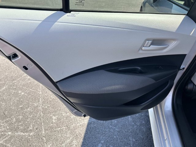Used 2026 Toyota Corolla LE FWD image 17
