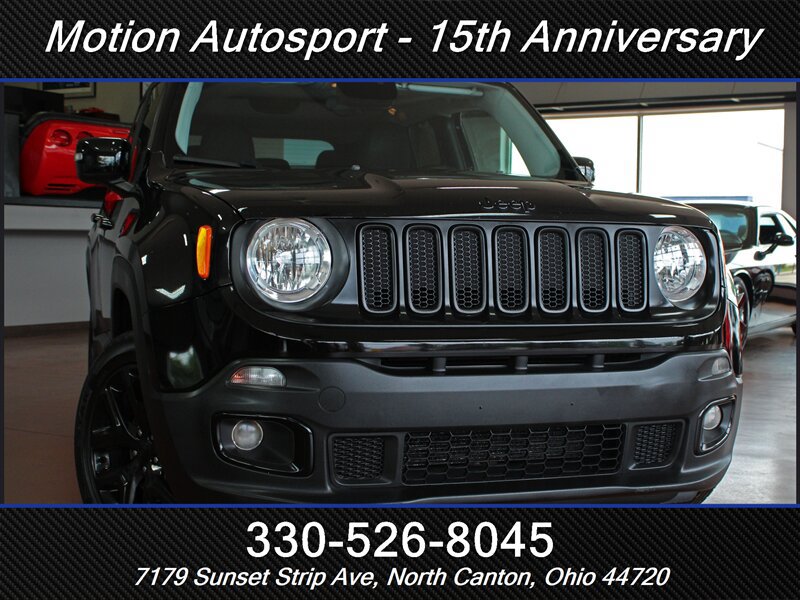 Used 2017 Jeep Renegade Altitude AWD/4WD image 41