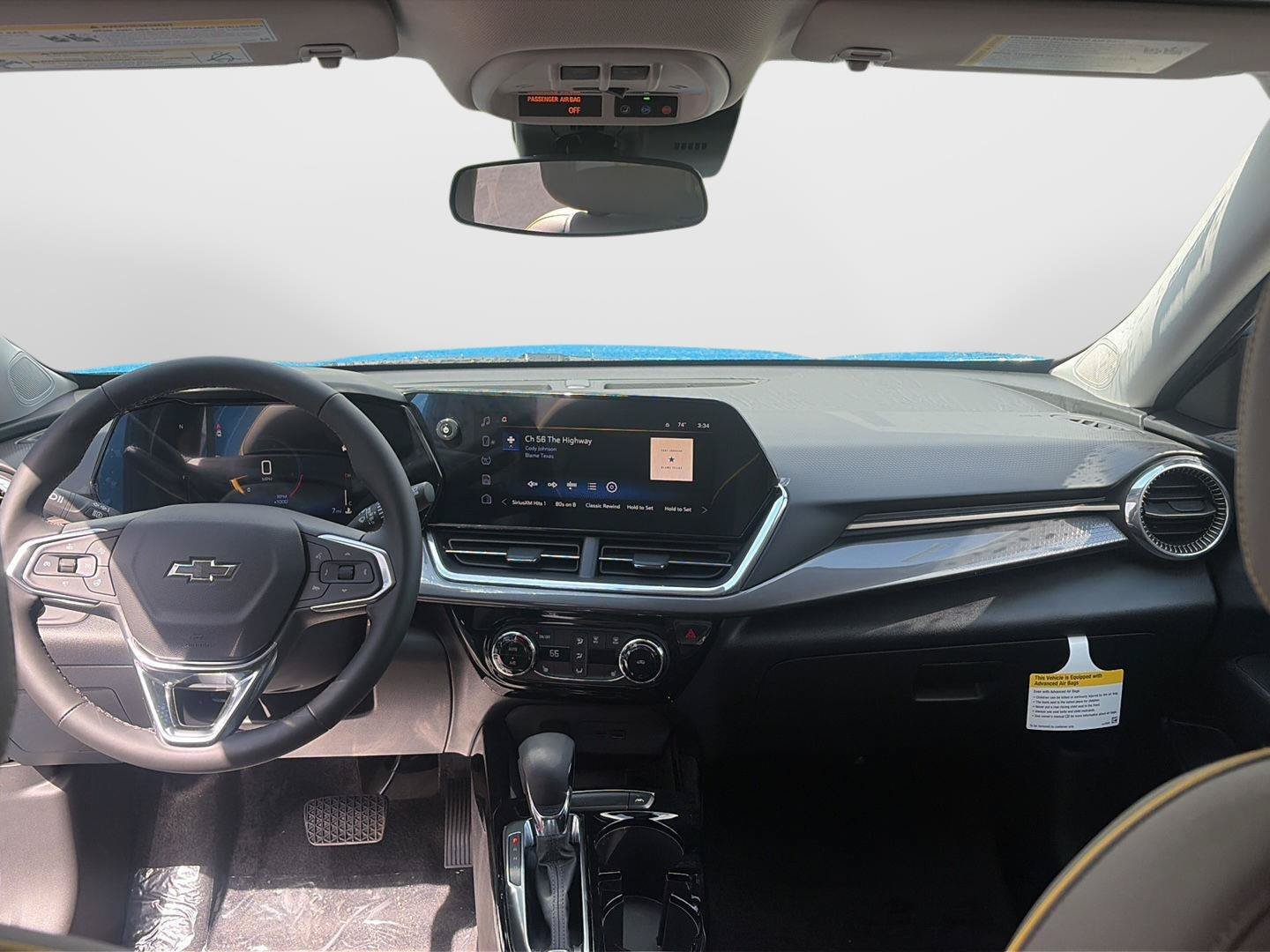 New 2026 Chevrolet Trax ACTIV w/ Sunroof Package FWD image 30
