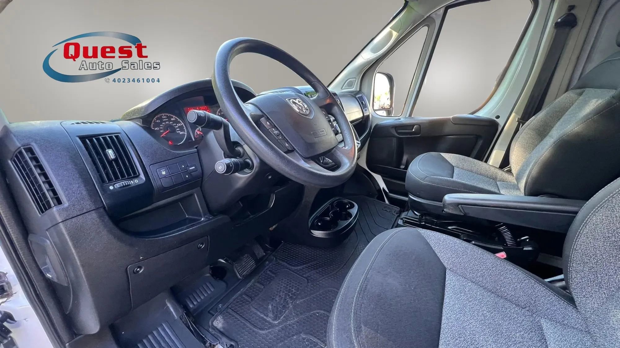 Used 2020 RAM ProMaster 2500 w/ Premium Appearance Group FWD image 30