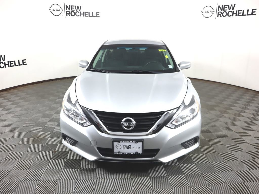 Used 2017 Nissan Altima 2.5 S w/ Power Driver Seat Package image 2