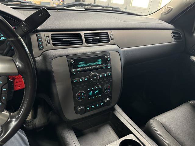 Used 2014 Chevrolet Silverado 3500 LTZ w/ LTZ Plus Package AWD/4WD image 16