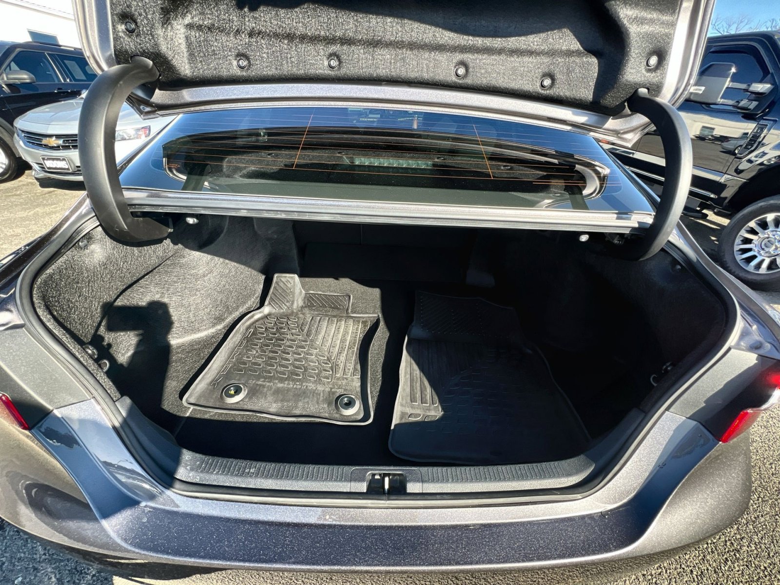 Used 2023 Toyota Camry SE w/ Convenience Package image 24