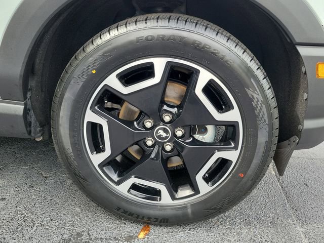 Used 2024 Ford Bronco Sport Outer Banks w/ Tech Package image 7