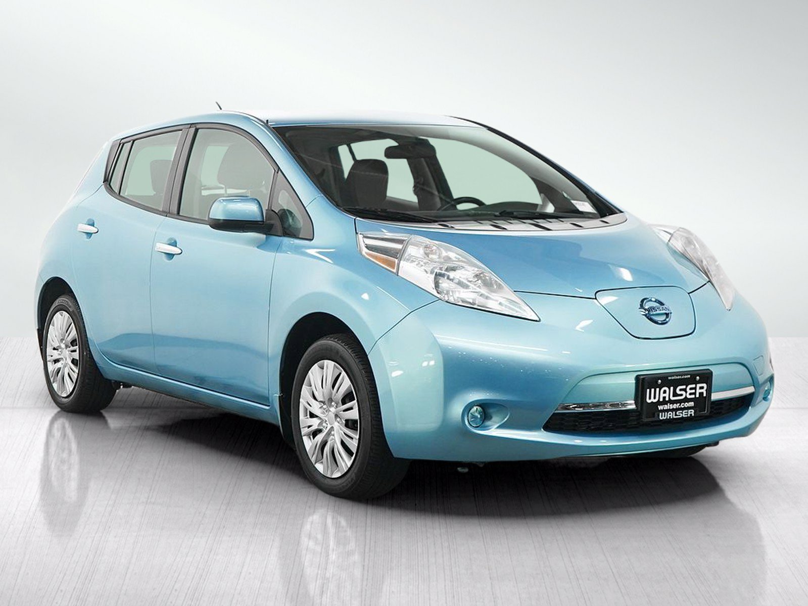 Used 2015 Nissan Leaf S w/ Charge Package FWD image 7