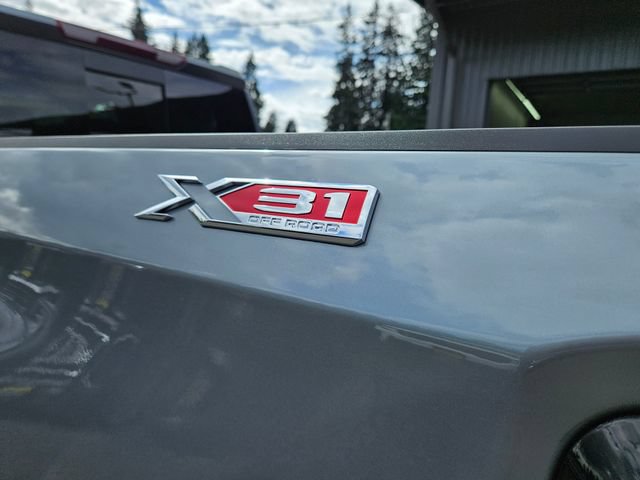 New 2026 GMC Sierra 1500 SLT w/ SLT Premium Package AWD/4WD image 12