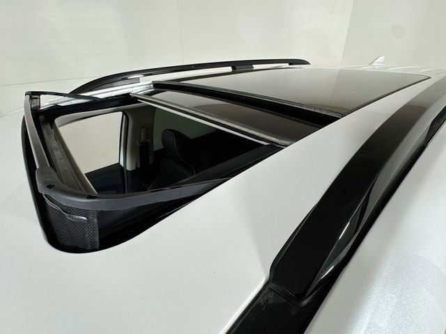 Used 2025 Honda Pilot Elite image 21