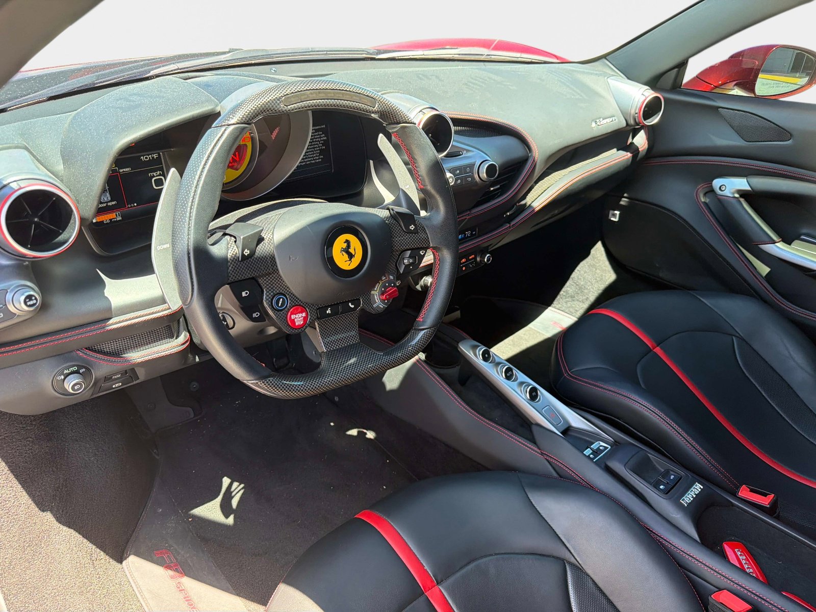 Used 2021 Ferrari F8 Tributo image 32