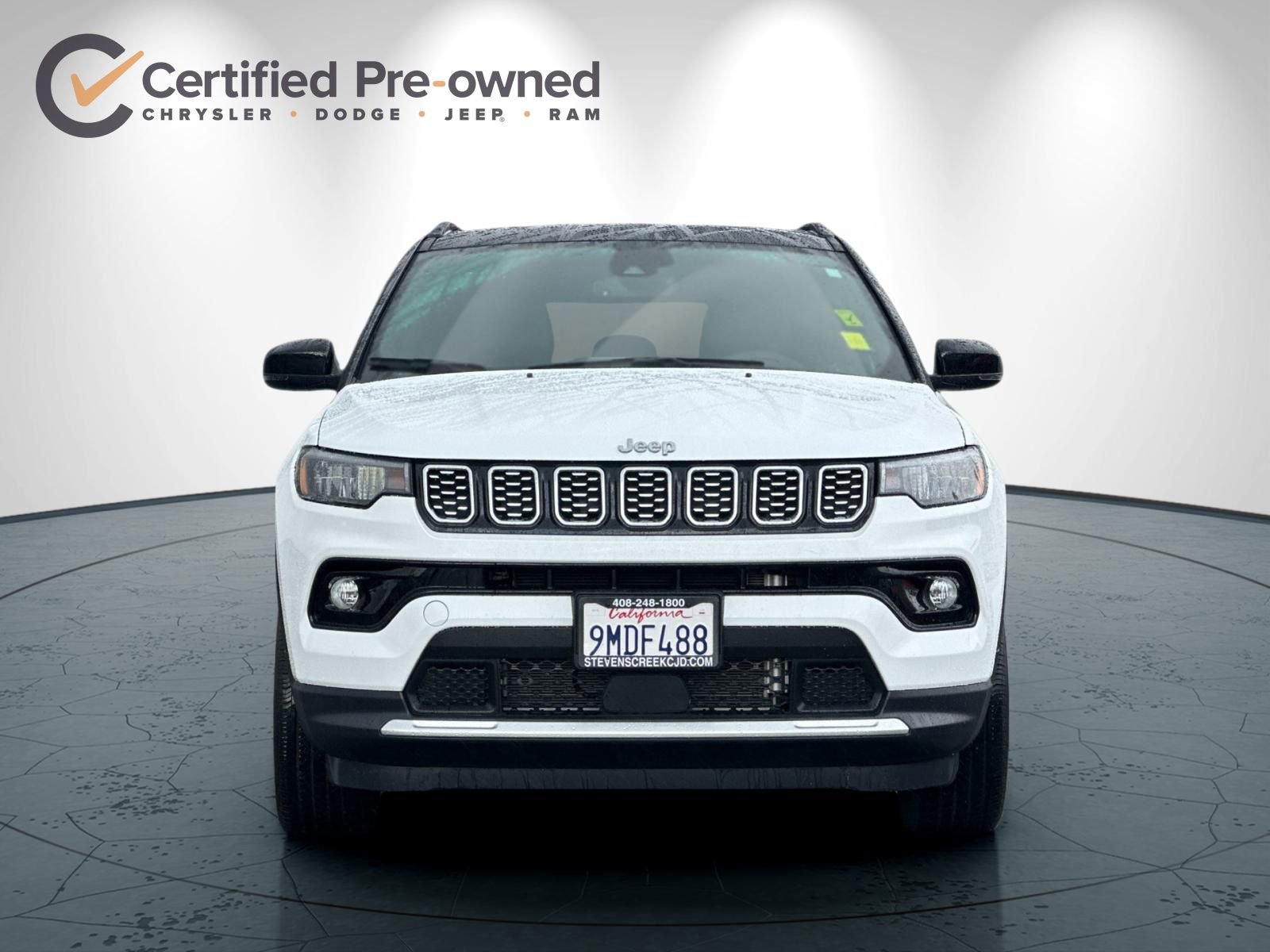 Used 2024 Jeep Compass Limited image 9