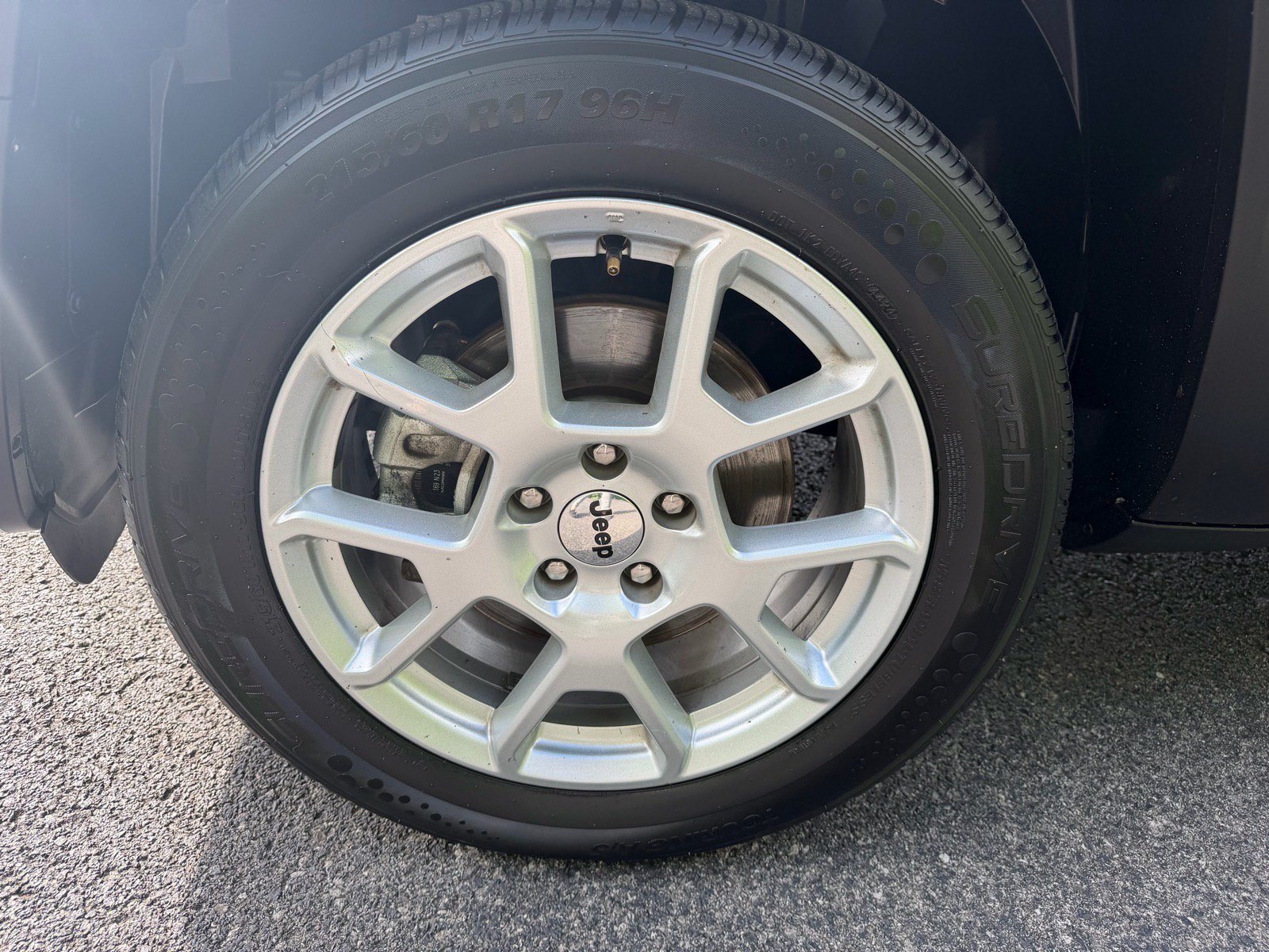 Used 2023 Jeep Renegade Latitude AWD/4WD image 20