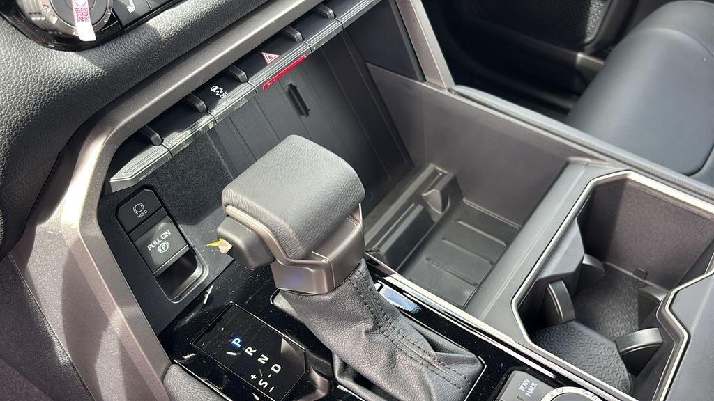 New 2026 Toyota Tundra Limited AWD/4WD image 23