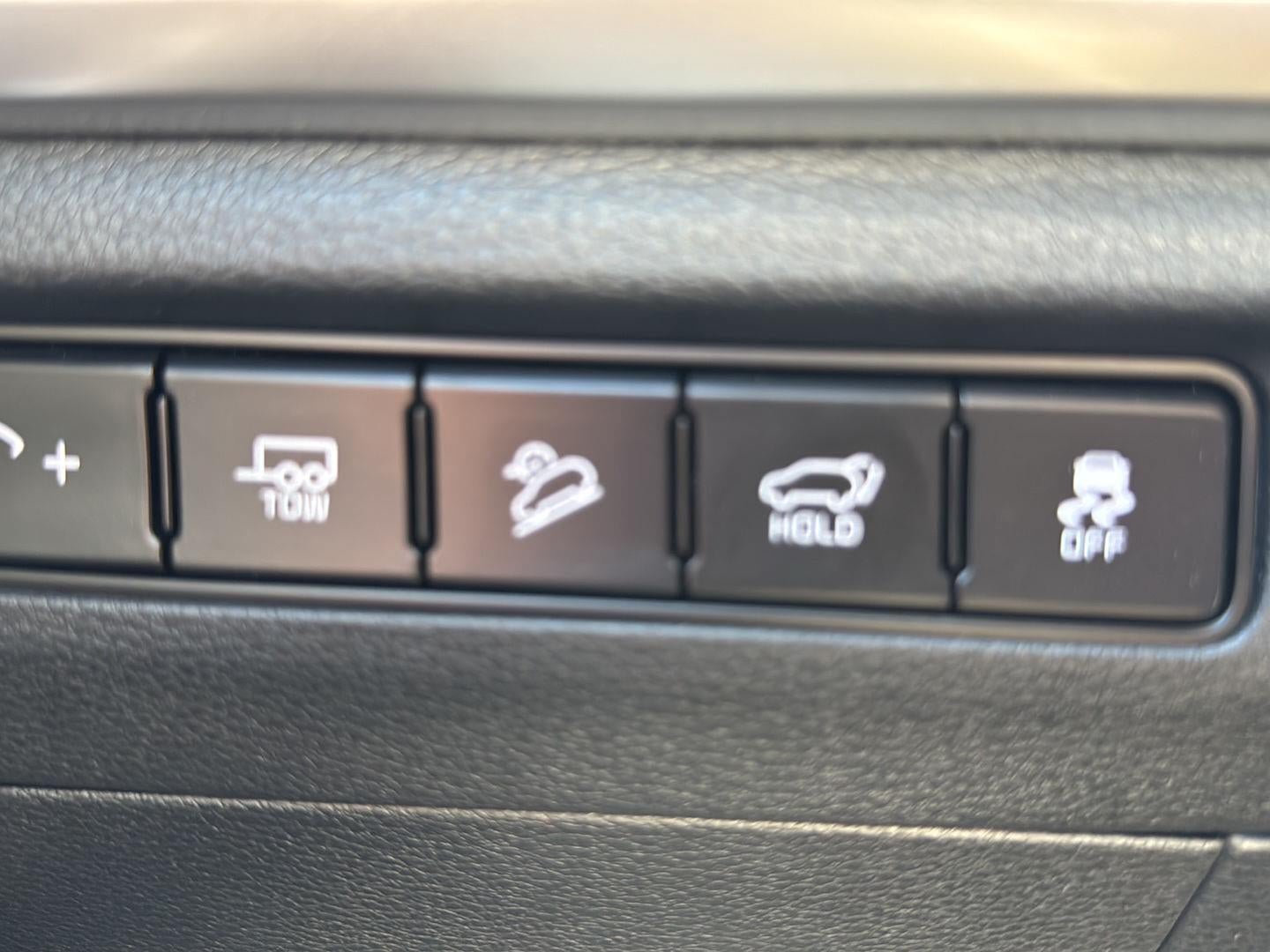 Used 2025 Kia Telluride AWD image 28