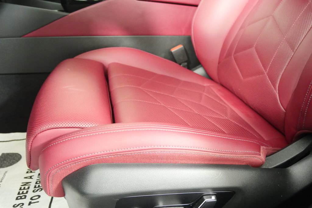 Certified 2025 BMW 530i image 10