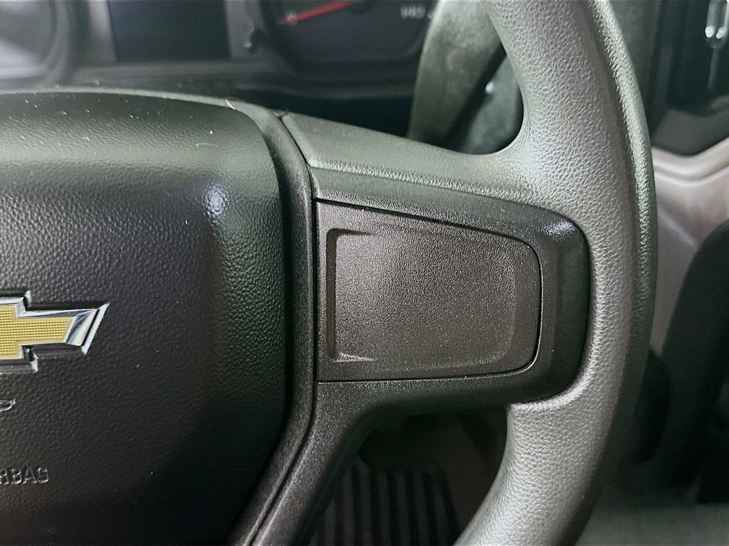 Used 2022 Chevrolet Silverado 1500 Custom image 26