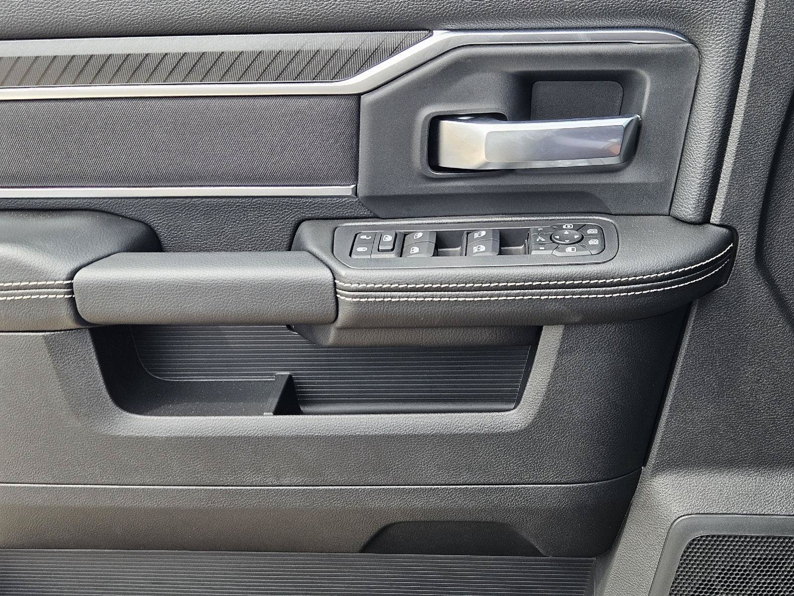 New 2027 RAM 3500 Laramie AWD/4WD image 18