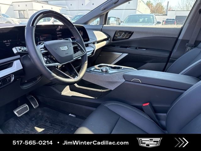 Certified 2025 Cadillac Optiq Sport 2 w/ LPO, Floor Liner Package image 12