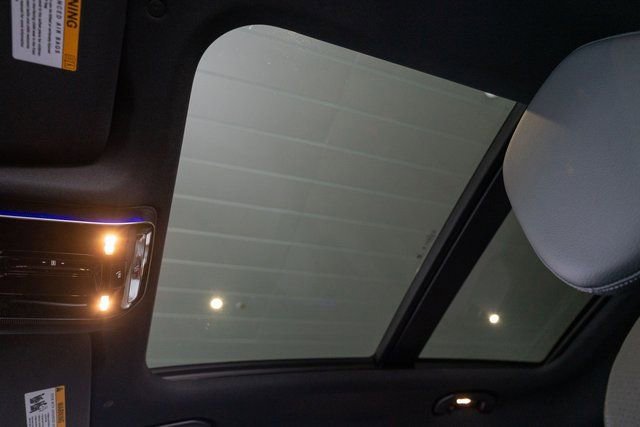 New 2025 Mercedes-Benz GLC 350e 4MATIC image 26