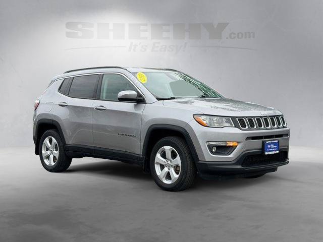 Used 2019 Jeep Compass Latitude w/ Popular Equipment Group AWD/4WD image 2