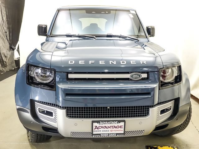 Used 2022 Land Rover Defender 110 SE AWD/4WD image 2