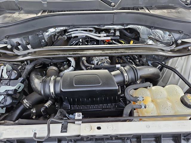 Used 2020 Ford Explorer Platinum image 25