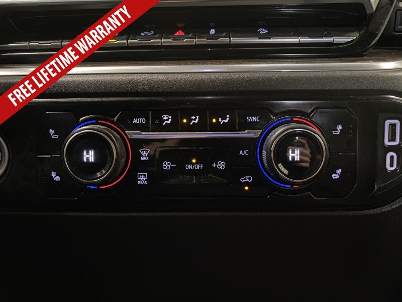 Used 2024 Chevrolet Silverado 1500 LT w/ Z71 Off-Road Package AWD/4WD image 39