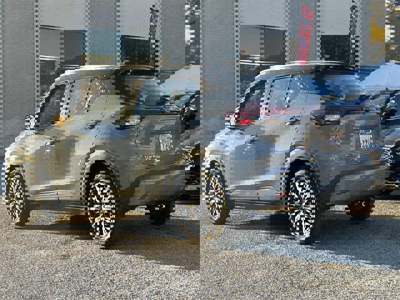 Certified 2023 Nissan Kicks SV image 4