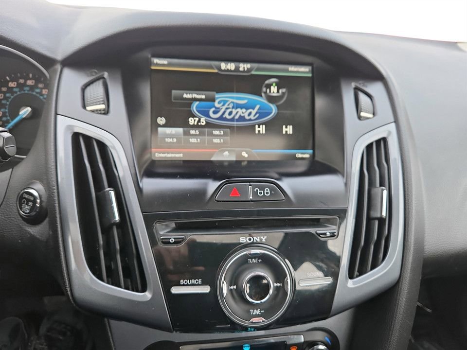 Used 2012 Ford Focus Titanium image 23