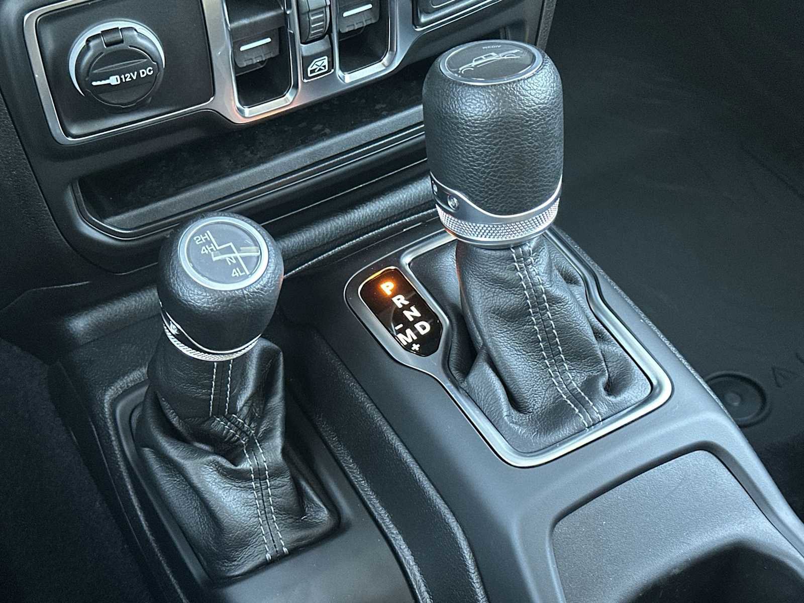 New 2025 Jeep Gladiator Sport image 20