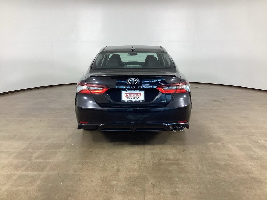 Used 2021 Toyota Camry SE FWD image 6