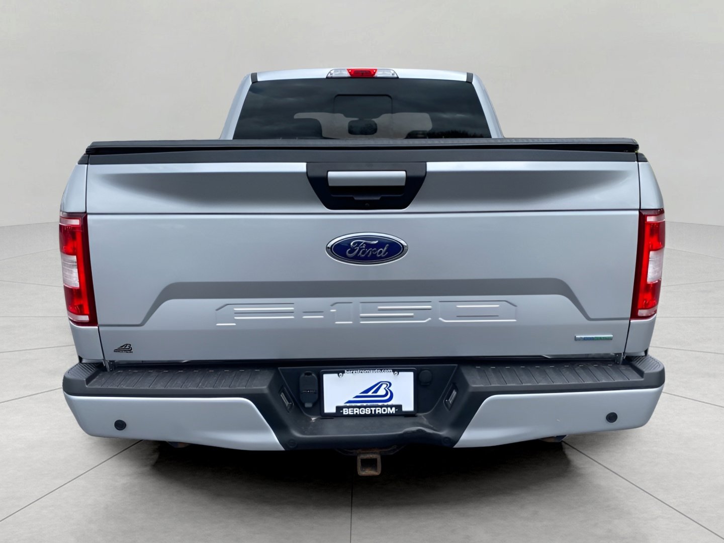 Certified 2018 Ford F150 XLT w/ Equipment Group 302A Luxury AWD/4WD image 10