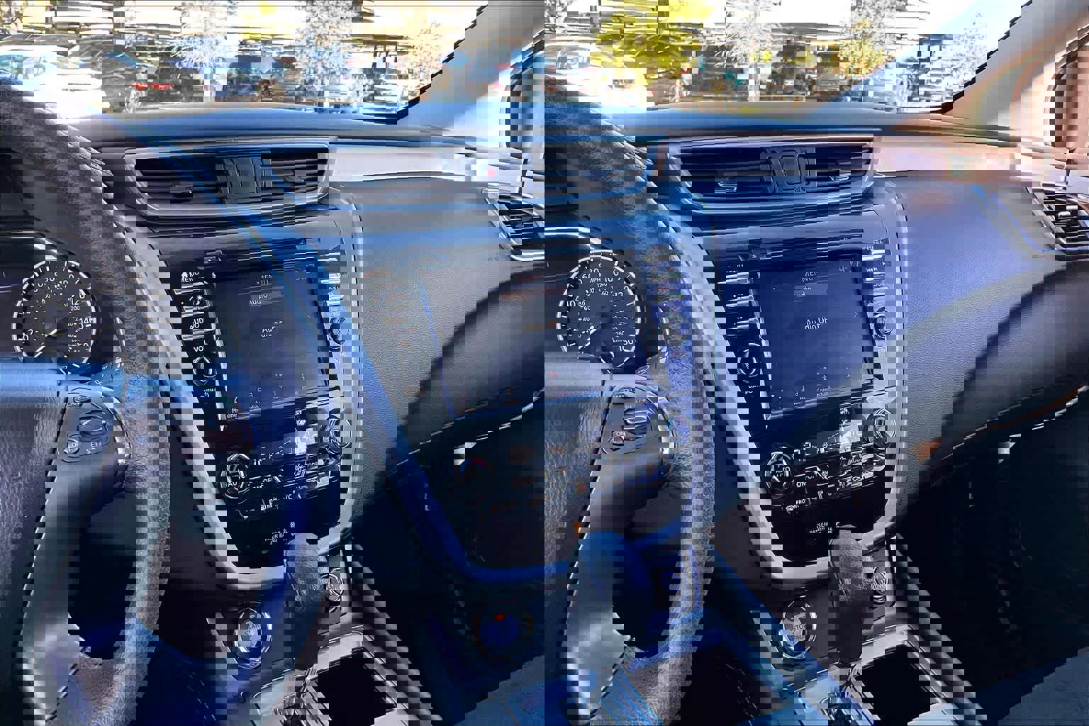 Used 2019 Nissan Murano S image 7