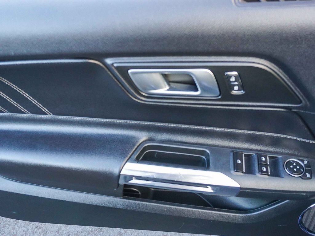 Used 2020 Ford Mustang Premium RWD image 20
