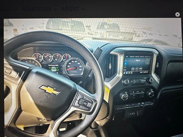 Used 2020 Chevrolet Silverado 1500 LT image 10