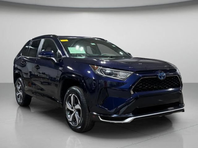 Used 2021 Toyota RAV4 SE w/ Weather & Moonroof Package AWD/4WD image 1