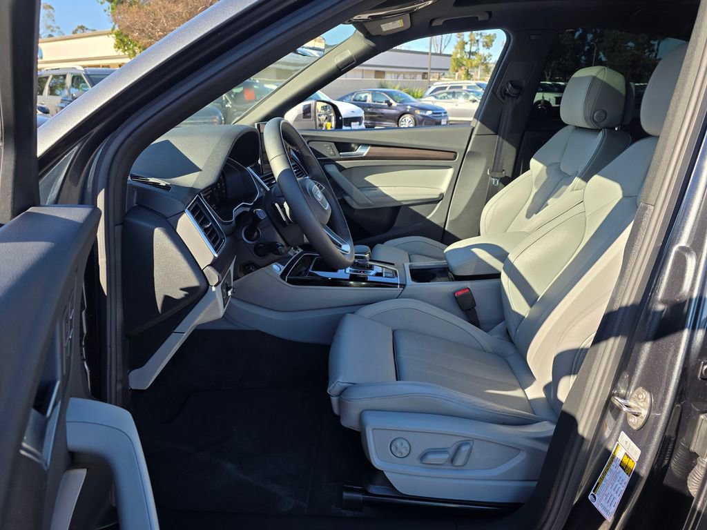 Used 2024 Audi Q5 2.0T Premium Plus image 17