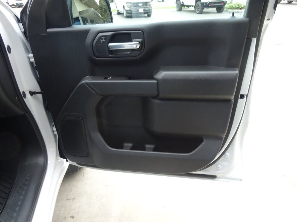 New 2026 Chevrolet Silverado 1500 Custom RWD image 29