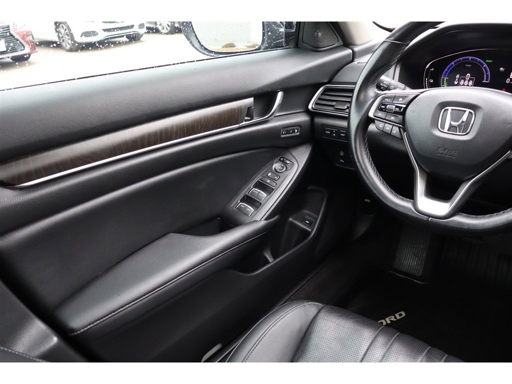 Used 2022 Honda Accord Touring image 29