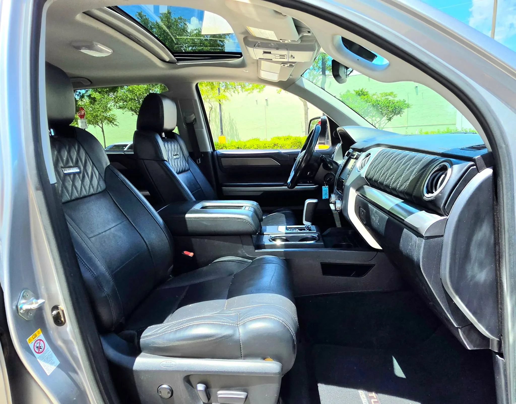 Used 2019 Toyota Tundra Platinum AWD/4WD image 9