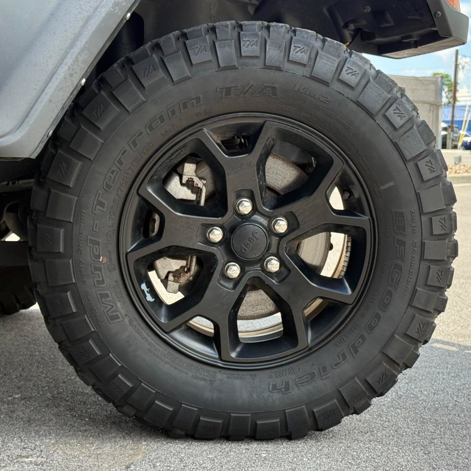 Used 2023 Jeep Wrangler Sport AWD/4WD image 26