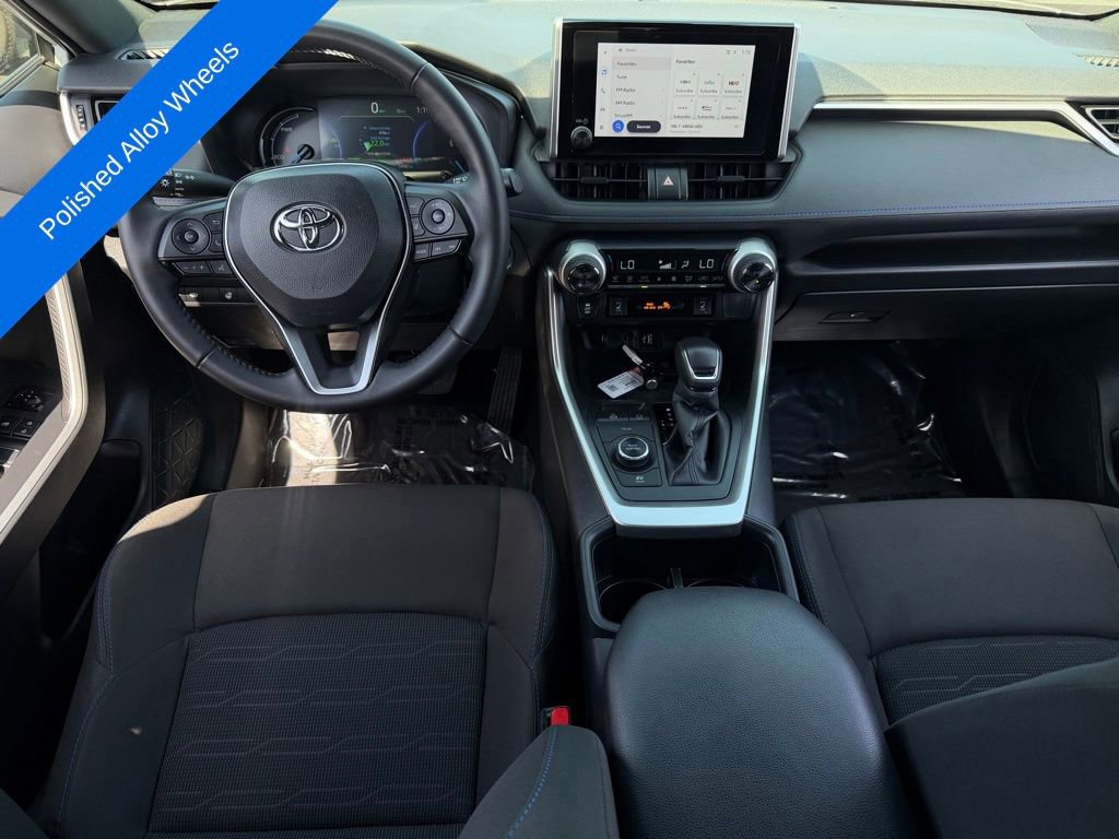 Used 2025 Toyota RAV4 SE w/ Convenience Package AWD/4WD image 10