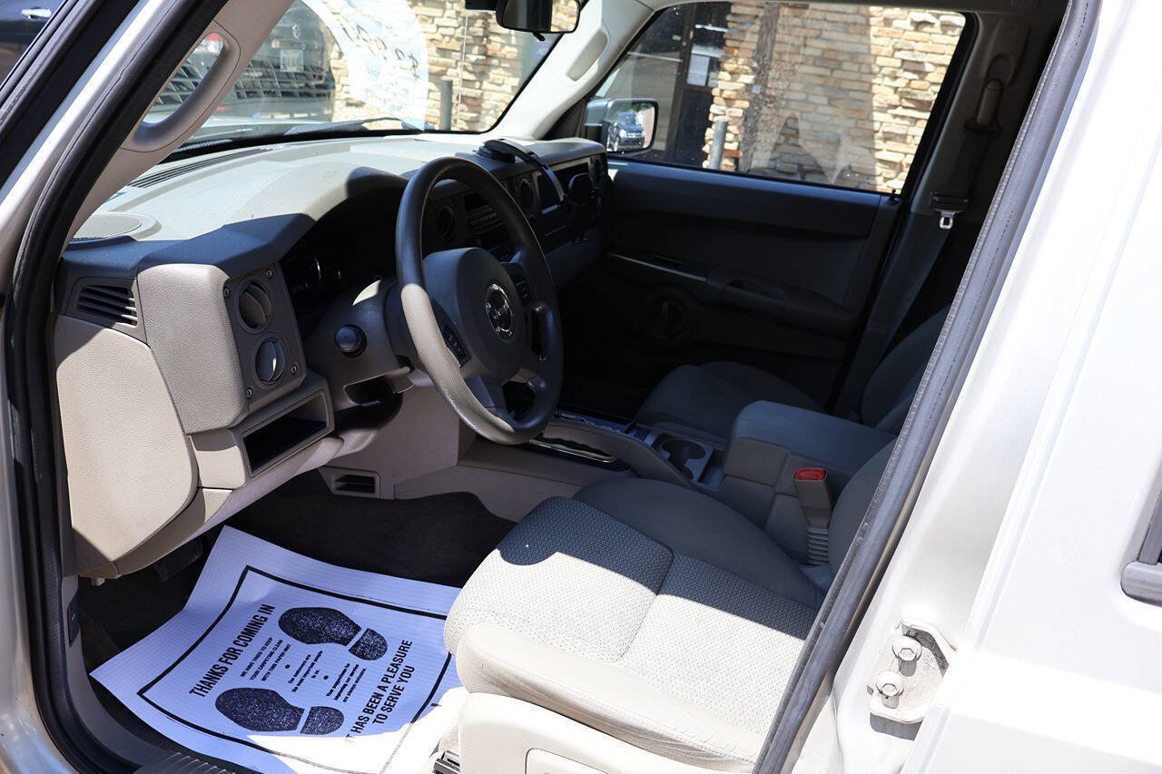 Used 2007 Jeep Commander Sport AWD/4WD image 22