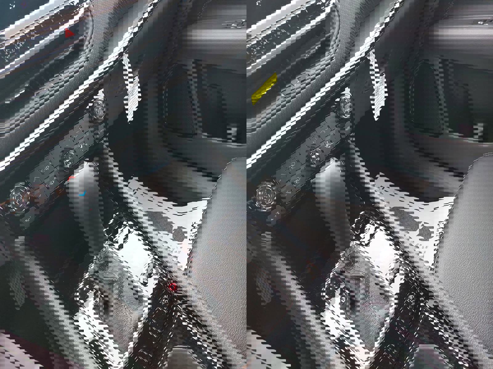 New 2026 Jeep Compass Latitude image 27